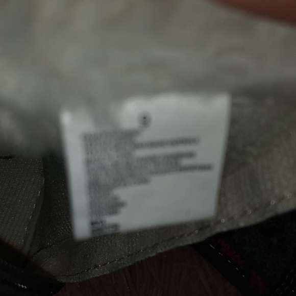 Boots - Picture 5 of 5